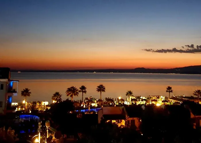 Athos Mare Aparthotel