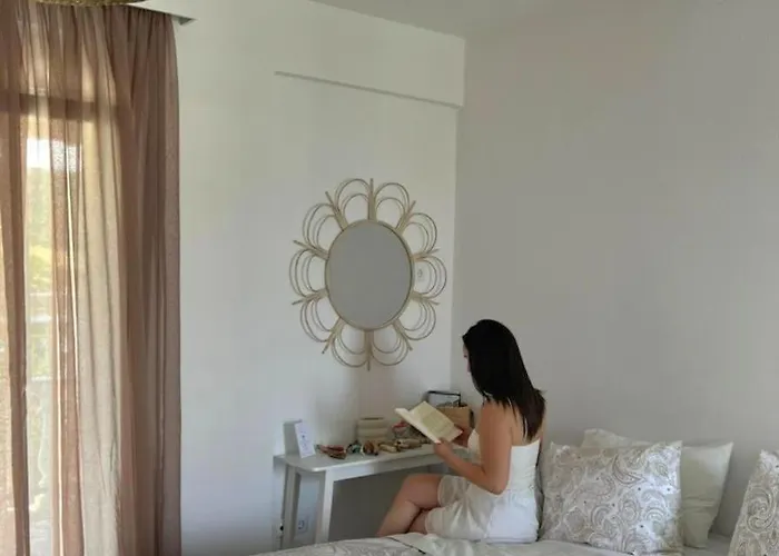 Apart Otel Athos Mare